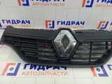 Решетка радиатора Renault Logan 623105727R