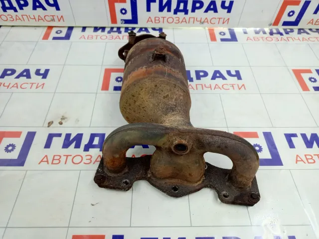 Коллектор выпускной с катализатором Renault Logan 8200543309