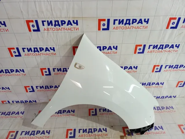 Крыло переднее правое Renault Logan 631008933R