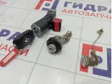Замок зажигания Renault Logan 487004438R