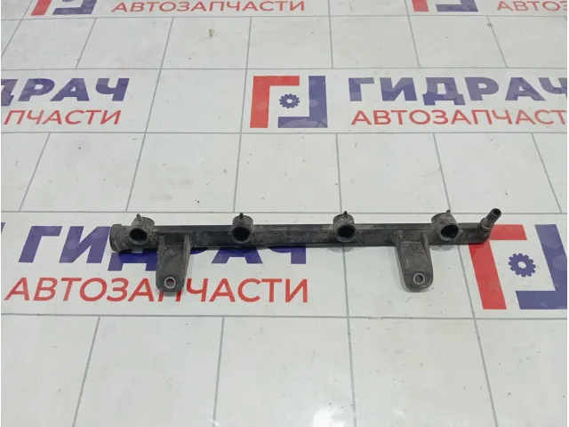 Топливная рампа (топливная рейка) Renault Logan 8200494284