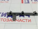 Топливная рампа (топливная рейка) Renault Logan 8200494284