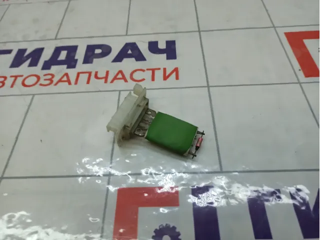 Резистор отопителя Renault Logan 271504503R