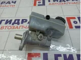 Цилиндр тормозной главный Renault Logan 460111938R