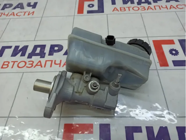 Цилиндр тормозной главный Renault Logan 460111938R