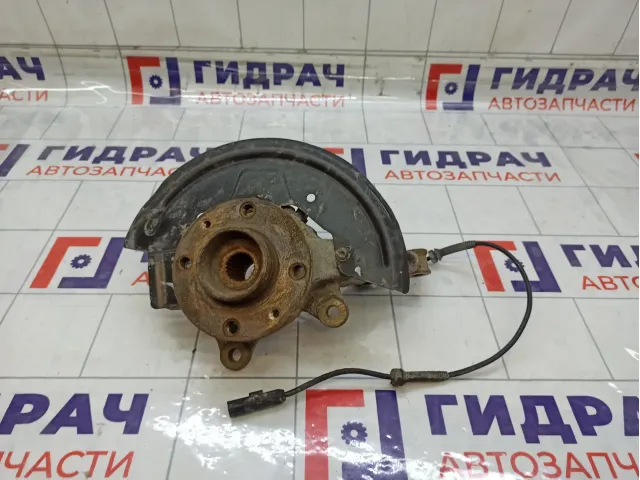 Кулак поворотный передний правый Renault Logan 400143444R