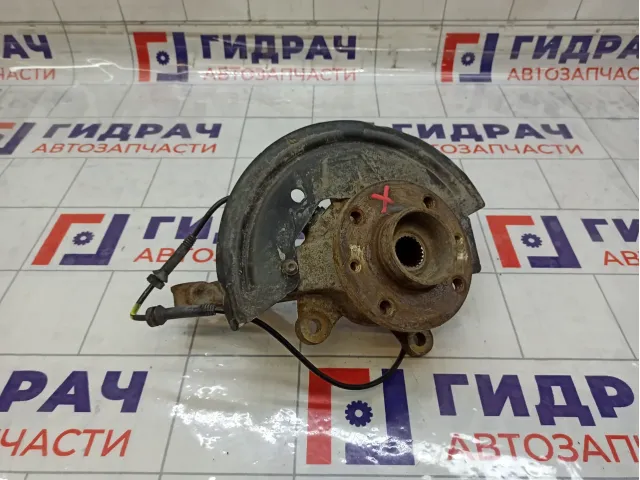 Кулак поворотный передний левый Renault Logan 400158414R