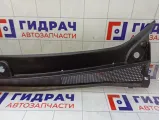 Решетка под лобовое стекло (Жабо) Renault Logan 668115673R