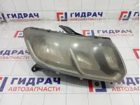 Фара правая Renault Logan 260106223R