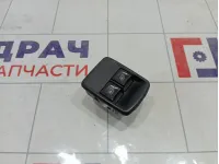 Блок управления стеклоподъемниками Renault Logan 254110431R