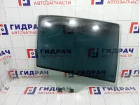 Стекло двери задней правой Renault Logan 823008827R