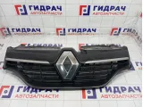 Решетка радиатора Renault Logan 623105727R