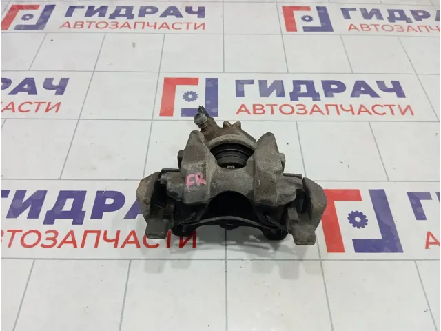 Суппорт тормозной передний правый Renault Logan 410010121R