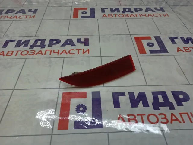 Отражатель в задний бампер правый Renault Logan 265600427R