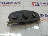 Блок управления отопителем (печкой) Renault Logan 275101698R