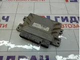 Блок управления двигателем Renault Logan 237104779R