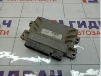 Блок управления двигателем Renault Logan 237104779R
