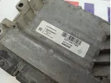 Блок управления двигателем Renault Logan 237104779R