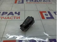 Кнопка аварийной сигнализации Renault Logan 252100502R