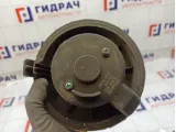 Моторчик отопителя (печки) Renault Logan 272100975R