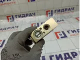 Клапан кондиционера Renault Logan 922700505R