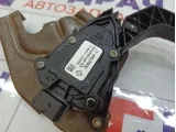 Педаль газа Renault Logan 180022703R