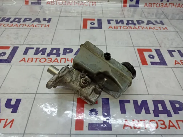 Цилиндр тормозной главный Renault Logan 460111938R