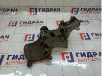 Кронштейн генератора Renault Logan 8200941114