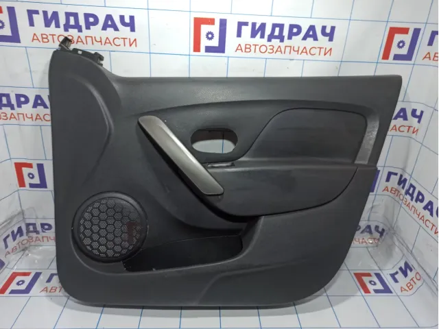Обшивка двери передней правой Renault Logan 2 809001863R