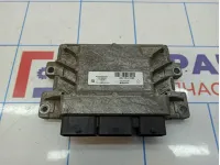 Блок управления двигателем Renault Logan 2 237104779R