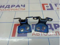 Петли двери передней правой Renault Logan 2