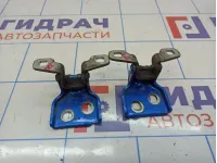 Петли двери задней левой Renault Logan 2