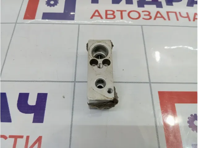 Клапан кондиционера Renault Logan 2 922700505R