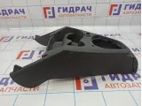 Консоль кулисы КПП Renault Logan 2 969104617R. Царапины, дефект.