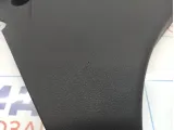 Обшивка стойки средней левой нижняя Renault Logan 2 769163634R. Царапины.