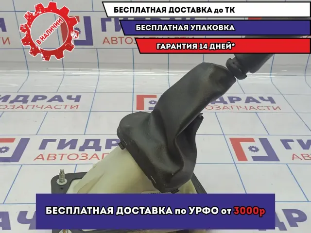 Кулиса КПП Renault Logan 2 8200670972E. Потертость, порван чехол кулисы кпп.