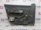Обшивка двери передней правой Renault Logan 2 809001863R. Царапины, трещина.