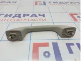 Ручка внутренняя потолочная Renault Logan 2 8200845691. Потертость.