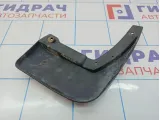 Брызговик задний левый Renault Logan 2 767495862R. Царапины.
