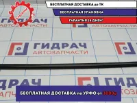 Накладка стекла переднего правого Renault Logan 2 808206884R. Наружняя.