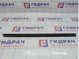 Уплотнитель стекла переднего левого Renault Logan 2 803313063R. Внутренний.