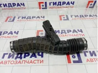 Патрубок воздушного фильтра Renault Logan 2 165780388R