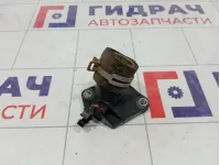 Крышка термостата Renault Logan 2 110611214R