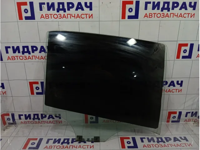 Стекло двери задней правой Renault Logan 2 823008827R