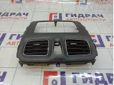 Рамка магнитолы Renault Logan 2 682601883R
