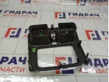 Рамка магнитолы Renault Logan 2 682601883R