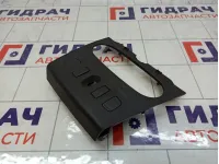 Накладка декоративная на блок управления отопителем Renault Logan 2 275009384R