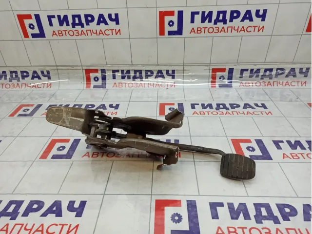 Педаль тормоза Renault Logan 2 465014380R