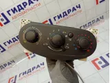 Блок управления отопителем Renault Logan 2 275100922R