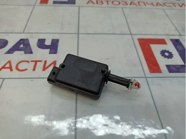 Активатор замка багажника Renault Logan 2 7700712901